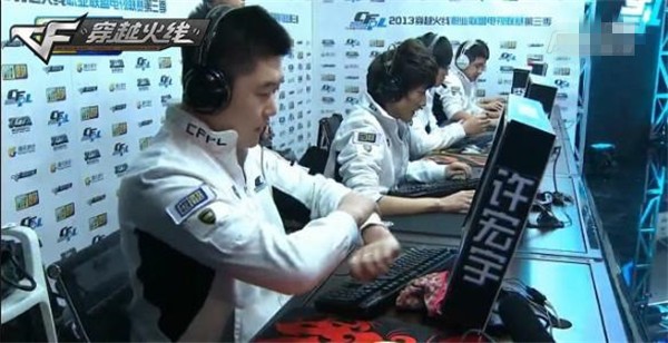 第二脚低射 第二脚低射